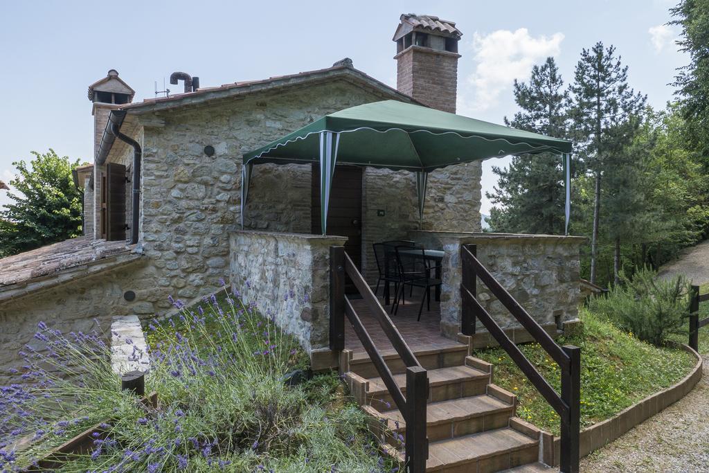 Agriturismo Monte Acuto Umbertide Cameră foto