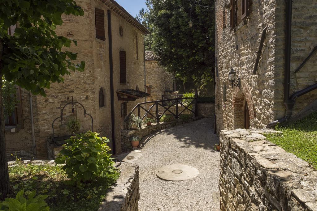 Agriturismo Monte Acuto Umbertide Cameră foto